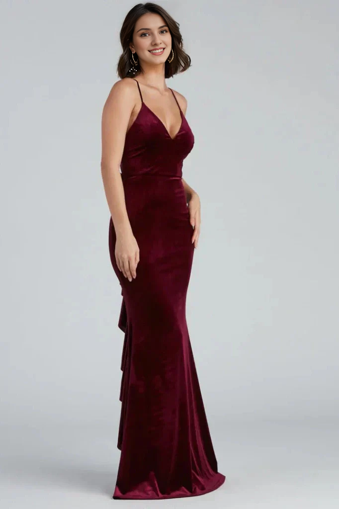 Robe de soirée sirène en velours à volants, longueur au sol, col en V, bretelles spaghetti